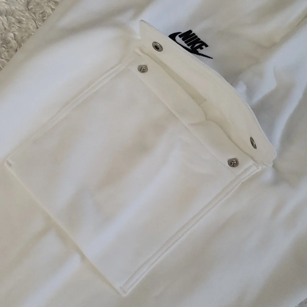 Nike Cargo White Fleece Warm Cozy Pants